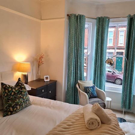 The Cosy Fox Apartment York Exterior photo